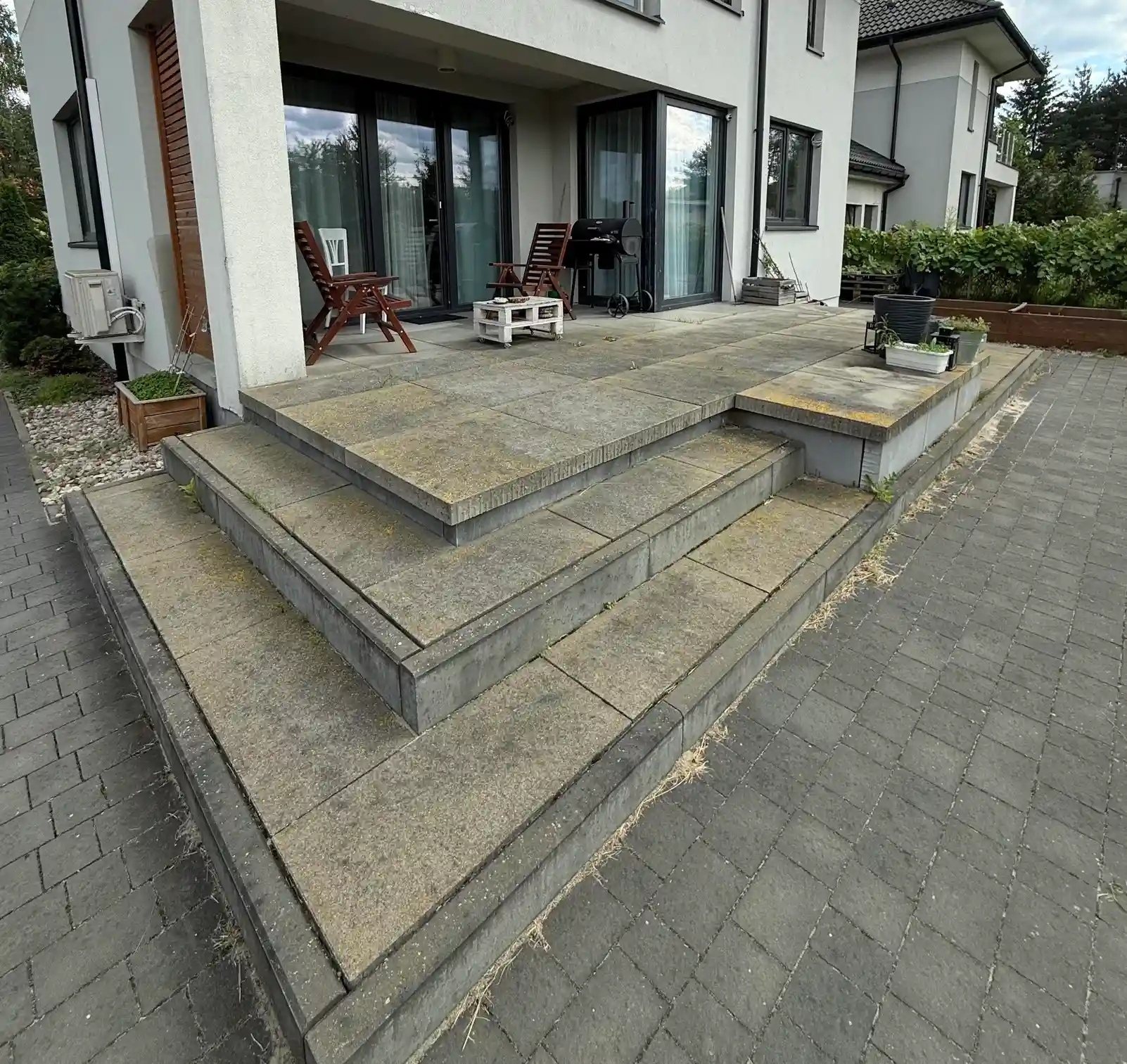 Przed myciem ciśnieniowym